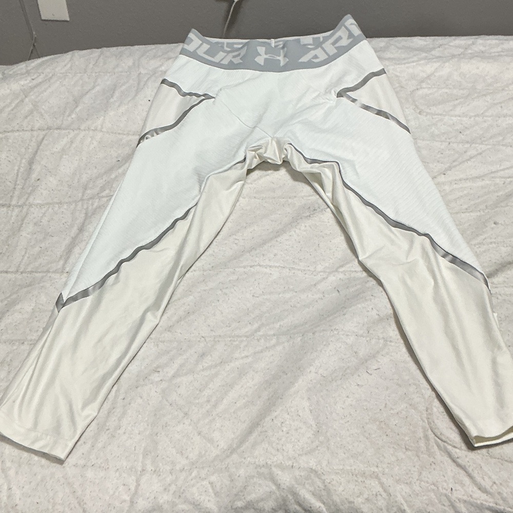 Under Armour Men’s White Compression Tights with Gray Trim